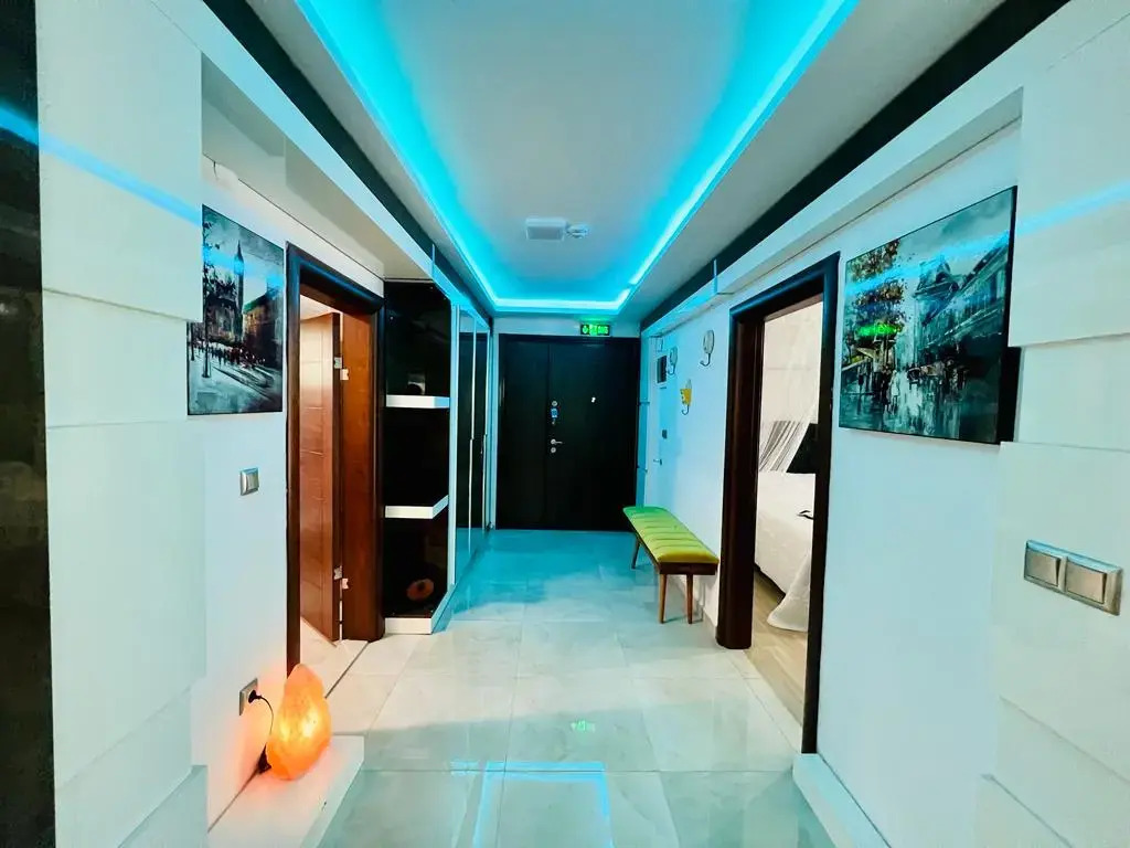 Ellawilla Suit House