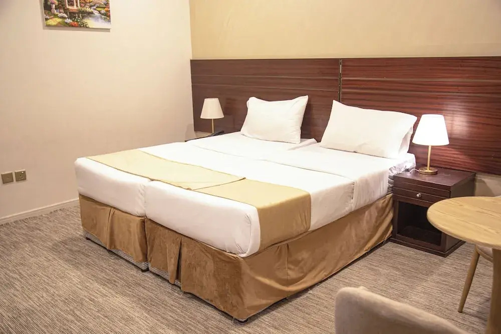 فندق قرى Qira Hotel