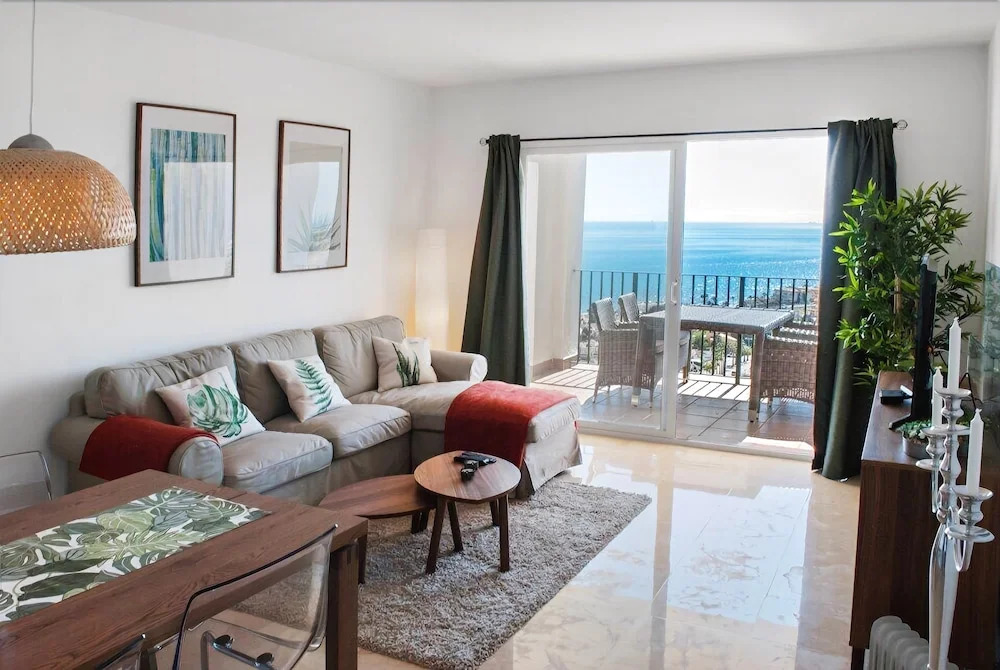 Wonderful Apartment with view Ref 99