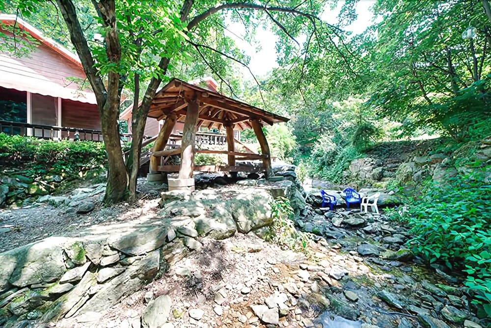 Yangpyeong Jongjagol Hill Fragrance Pension