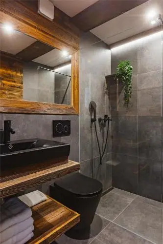 Hiša TRENTAR Peaceful Mountain Escape with Creek Sounds & Private Parking