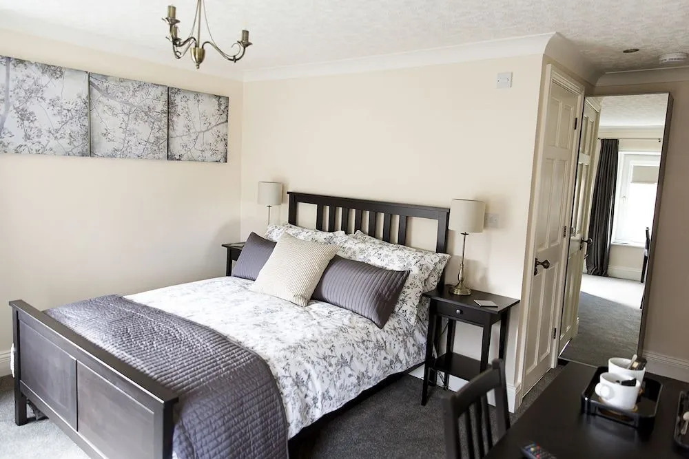 Belford House Self Check-in Rooms & Apartments