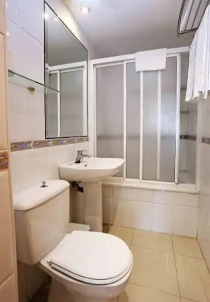 Apartamentos La Proa