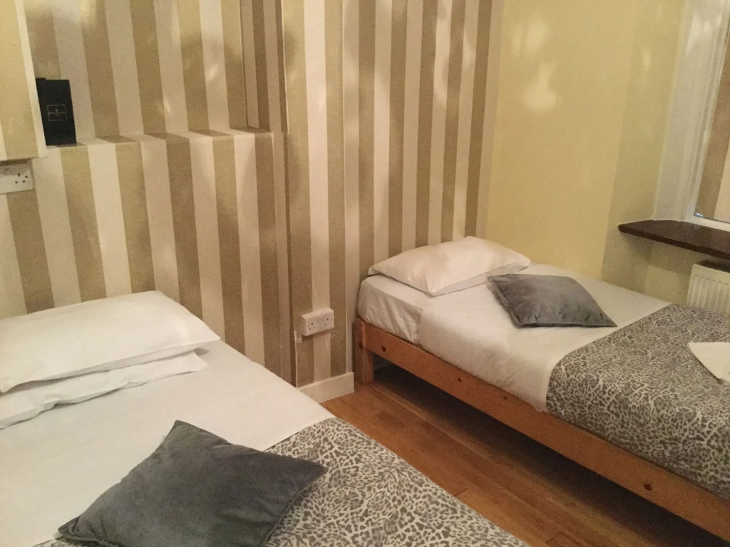 Hamiltons Hotel