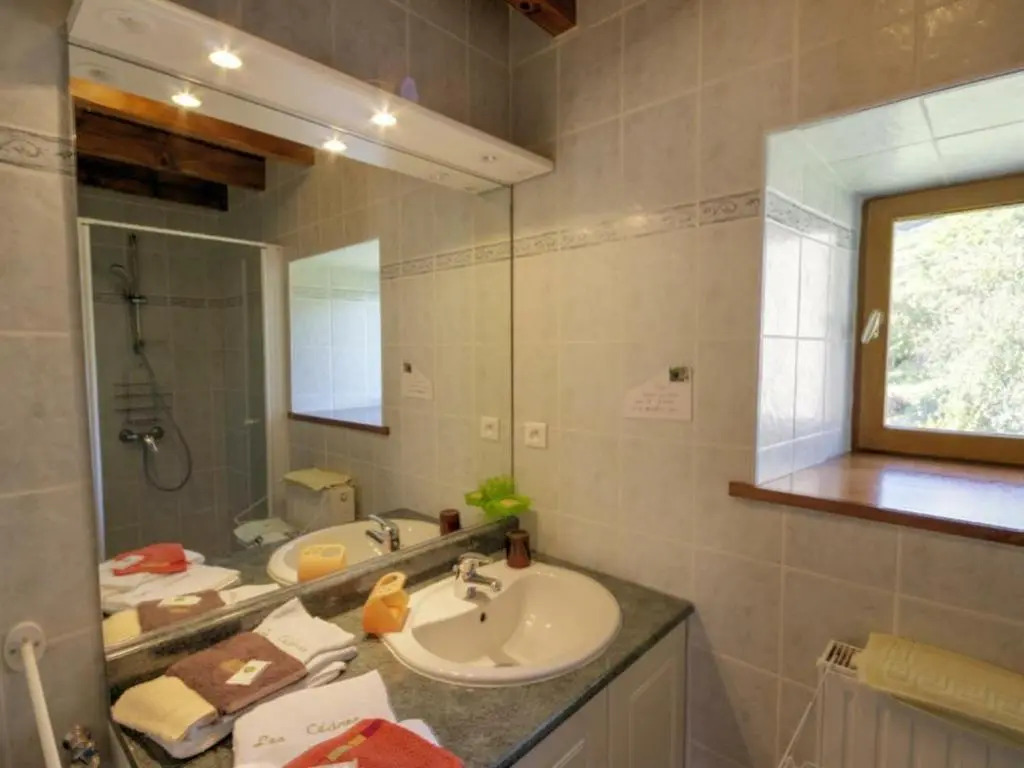 Gîte de charme avec cheminée, wifi inclus - FR-1-496-96