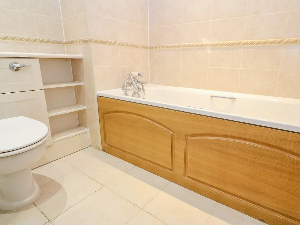 14 Melvill Court