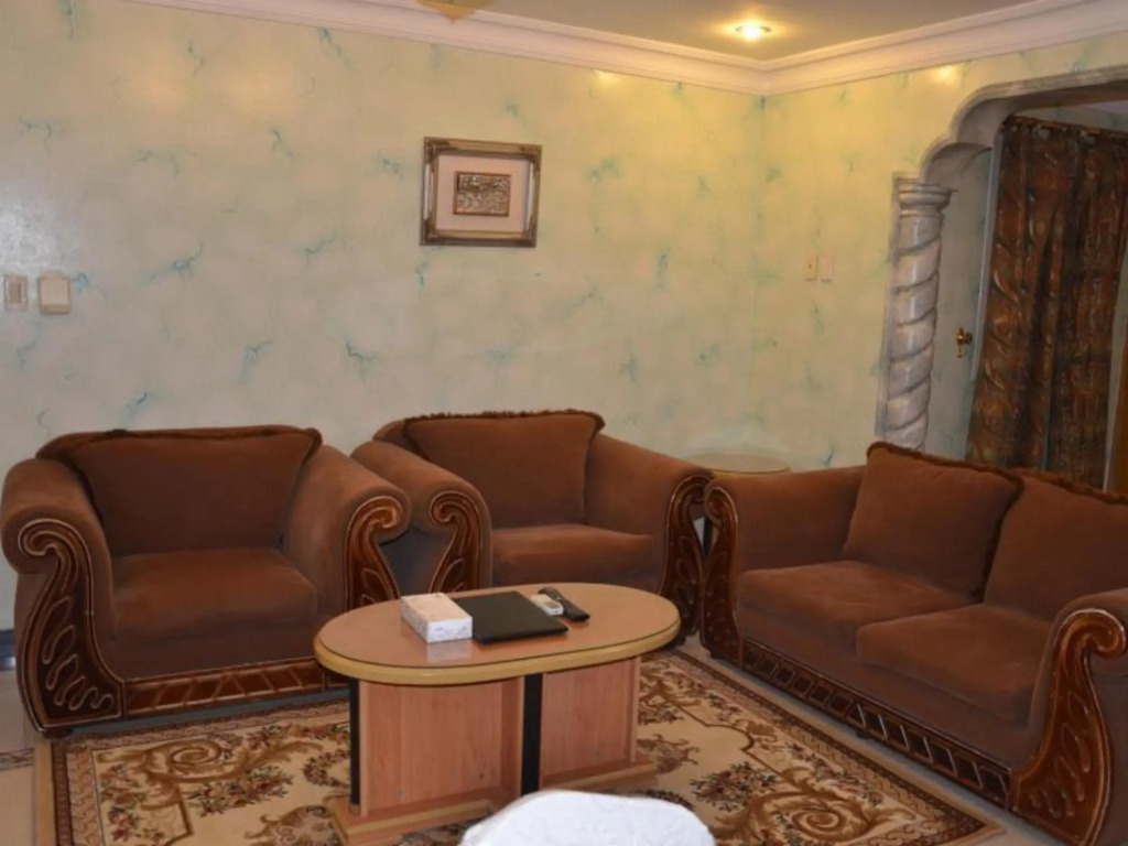 Amasi for Hotel Suite1