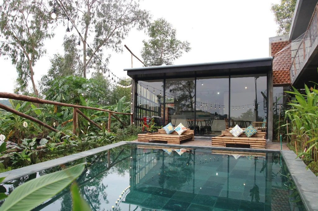 NANO Eco-Hostel