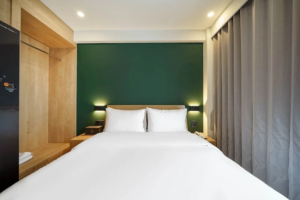 Brown Dot Hotel Gyeongju