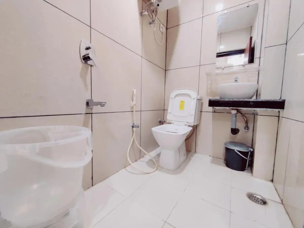 Perfectstayz Value Dwarkesh - Hotel Near Haridwar Railway station