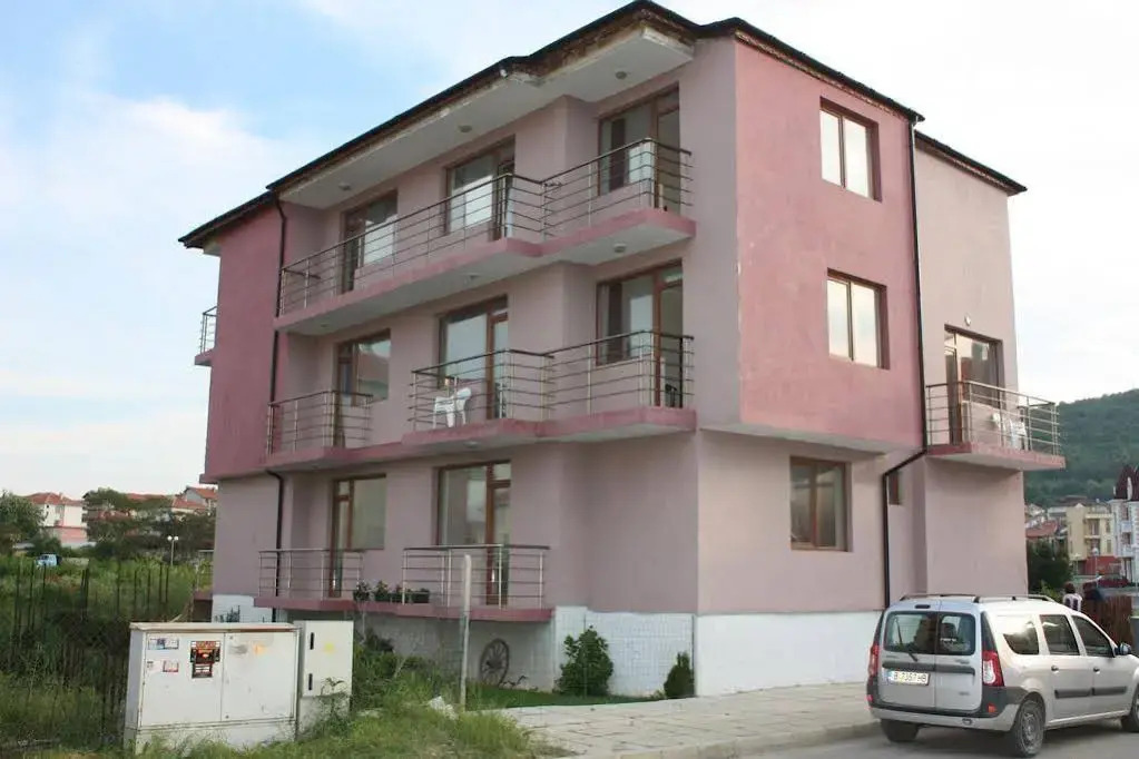 Family Hotel Bordo House