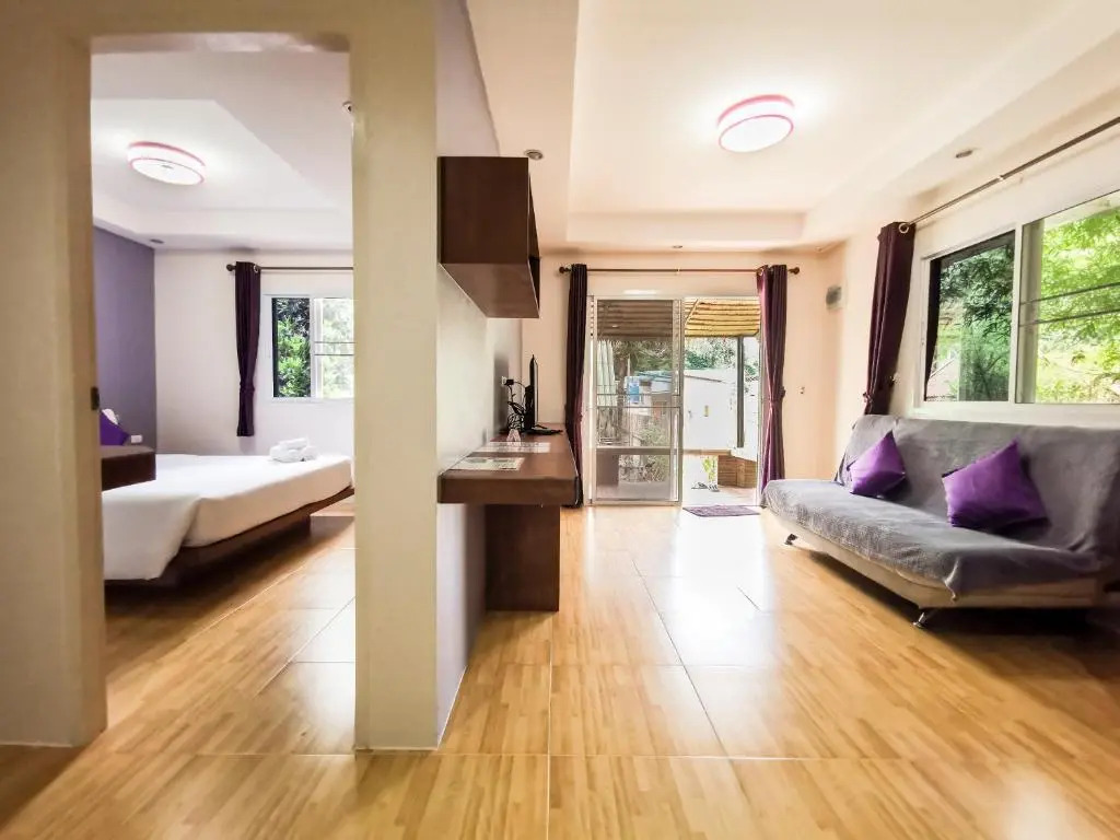 Harmony Naturist Resort Rawai Phuket 18yr minimum age only nudist nake d FKK