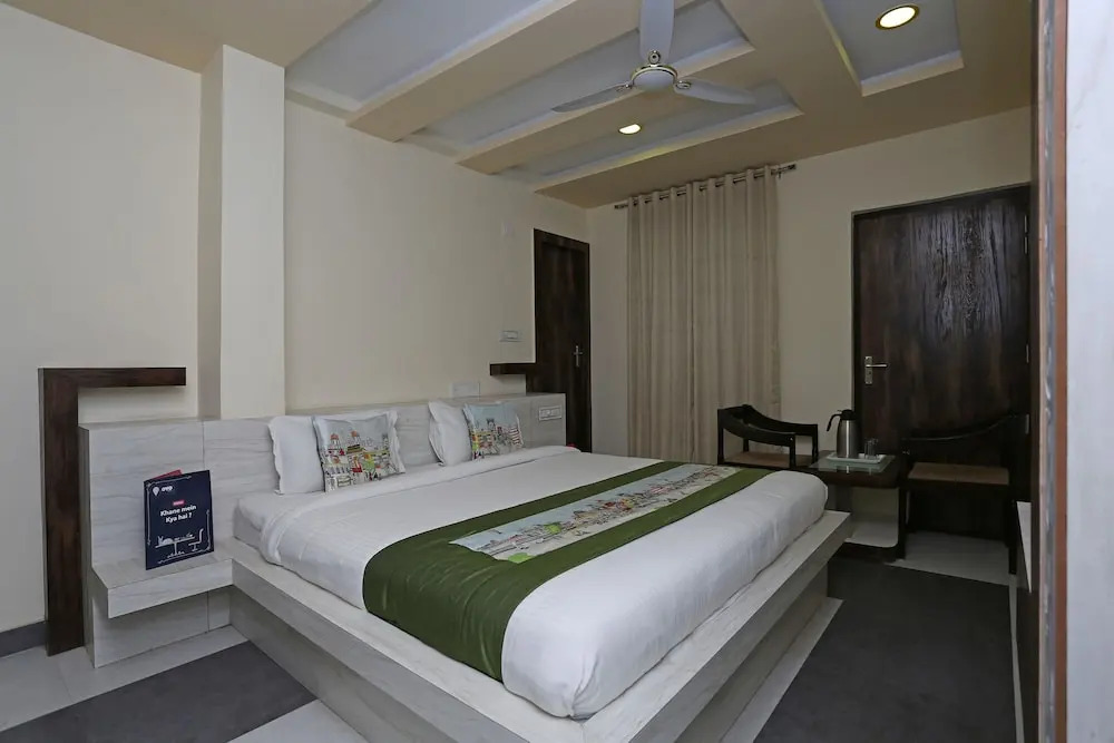 OYO 9204 Hotel Anant Palace