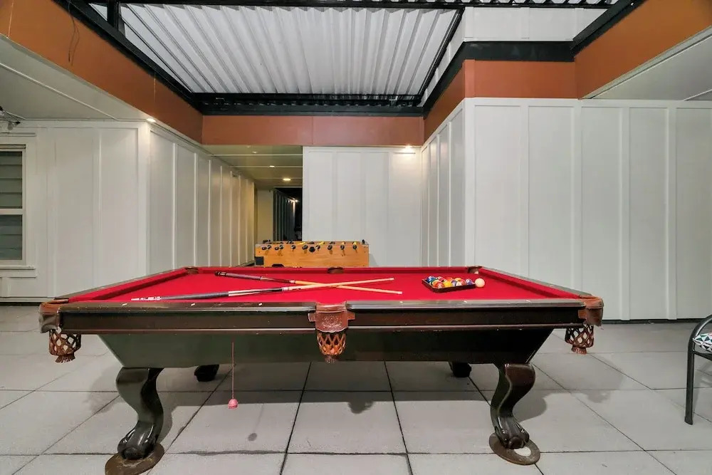 Stylish Urban Retreat  2BR Condo