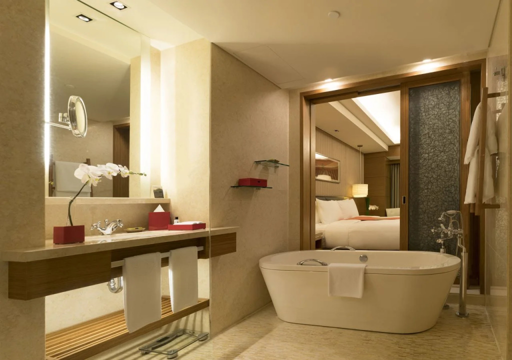 JW Marriott Hotel and Suites Saigon