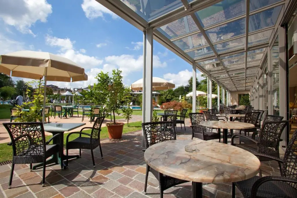 Hotel Harrys Garden