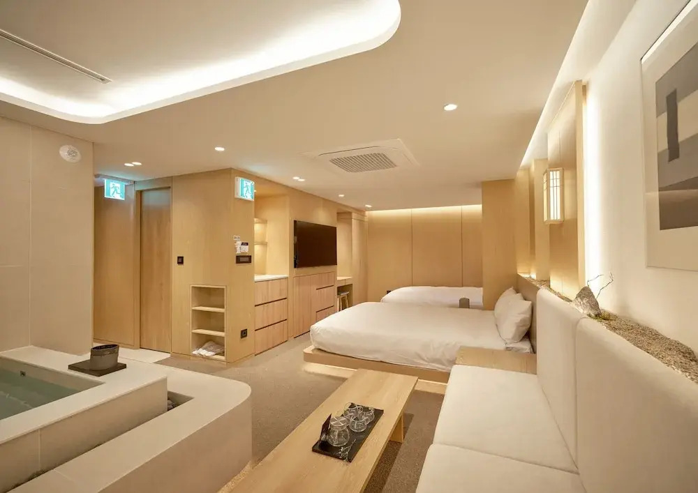 UH Suite The Coex