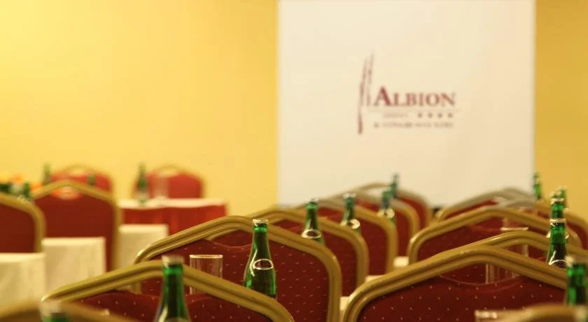 Albion Hotel