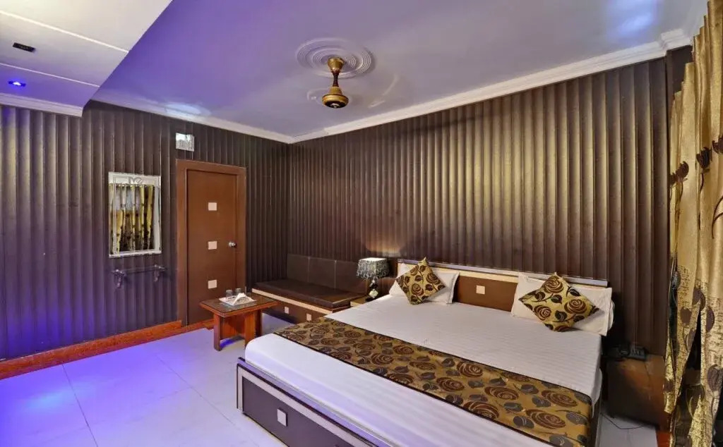 Hotel R S Residency