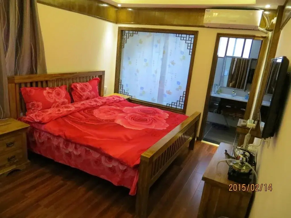 Yongxia Naxi Boutique Inn