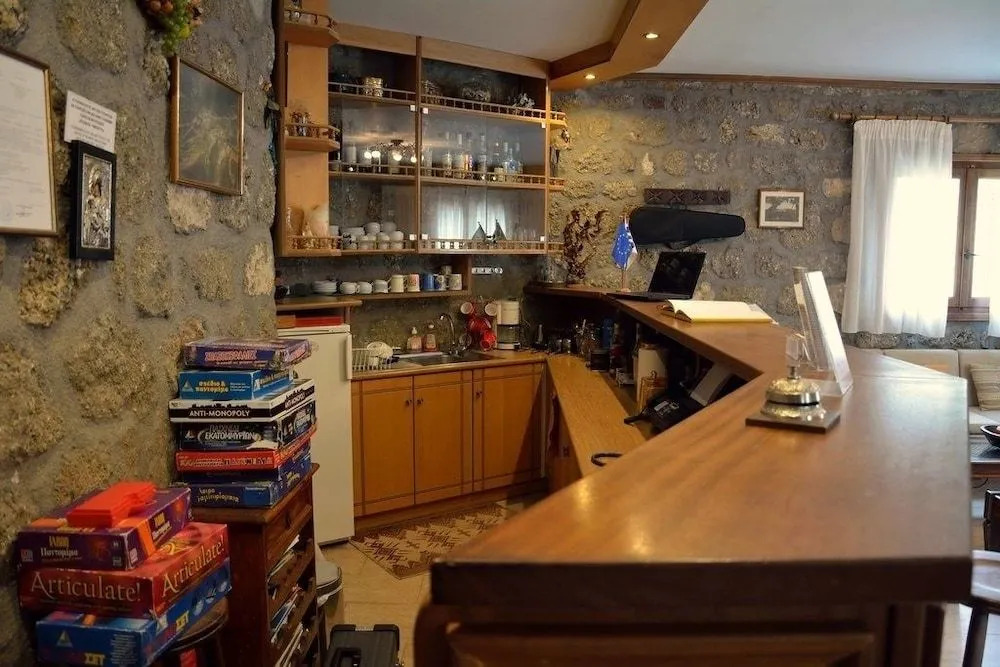 Evrostini Guest House