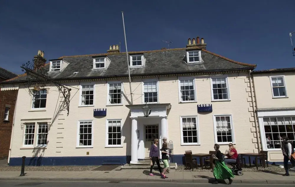 Crown Hotel