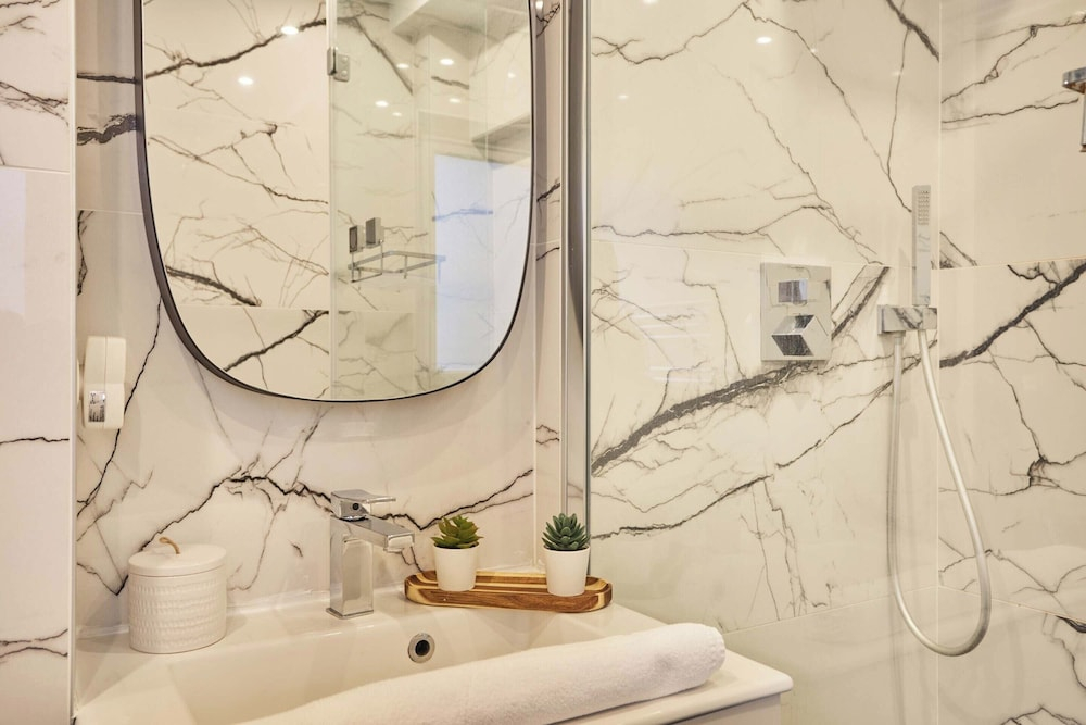 Charming Apartement Center of Paris Montmartre