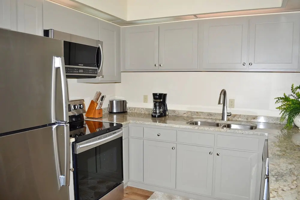 Beachside Towers at Sandestin by Gibson Beach Rentals