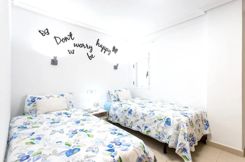 Apartment with 2 Bedrooms in Benidorm, with Wonderful City View, Shared Pool, Balcony - 350 M From the Beach