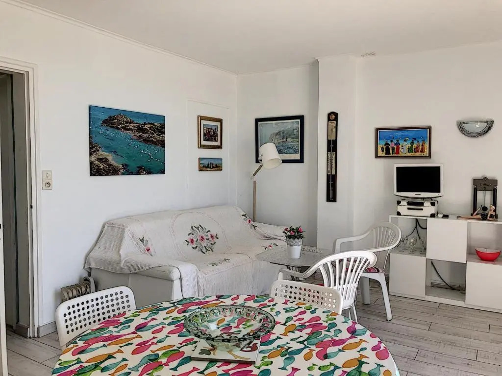 Appartement Jullouville, 2 pièces, 2 personnes - FR-1-361-154