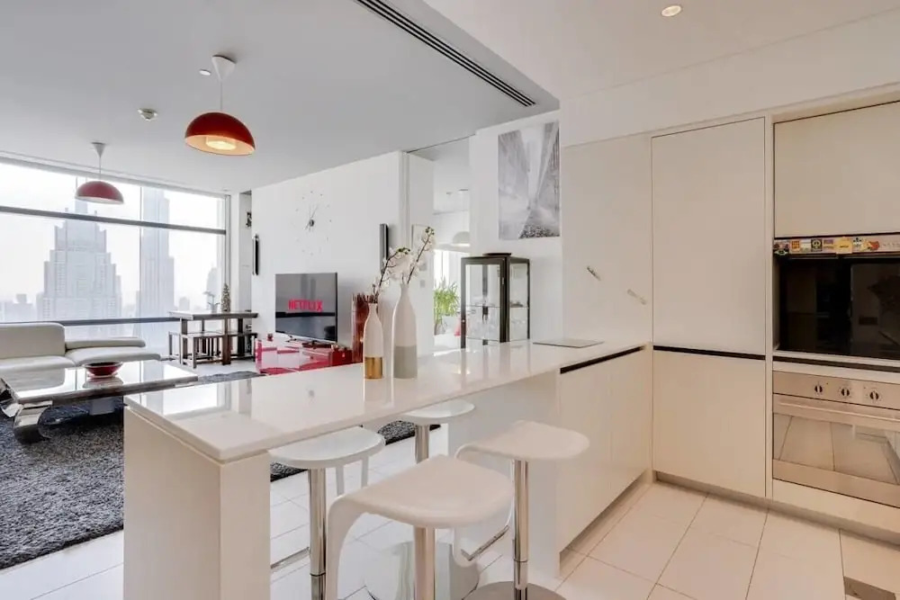 Amazing Skyline Views Apartment in Index Tower