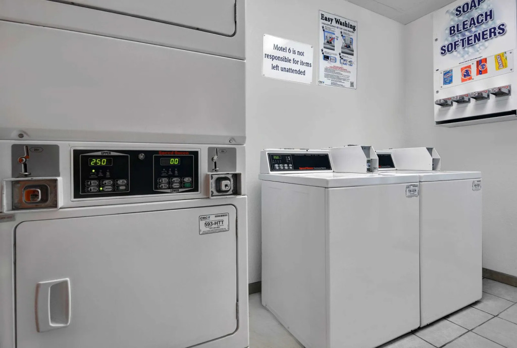 Motel 6-Cutler Bay, FL
