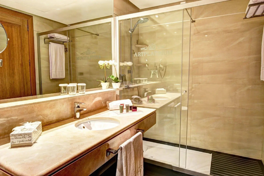 ArtPlatinum SUITES&APARTMENTS