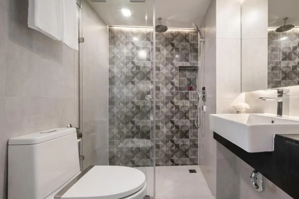 Aspira Gems Center Silom