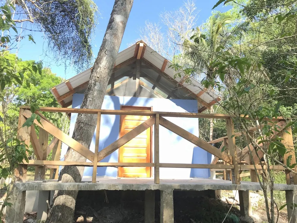 Mango Walk Inn