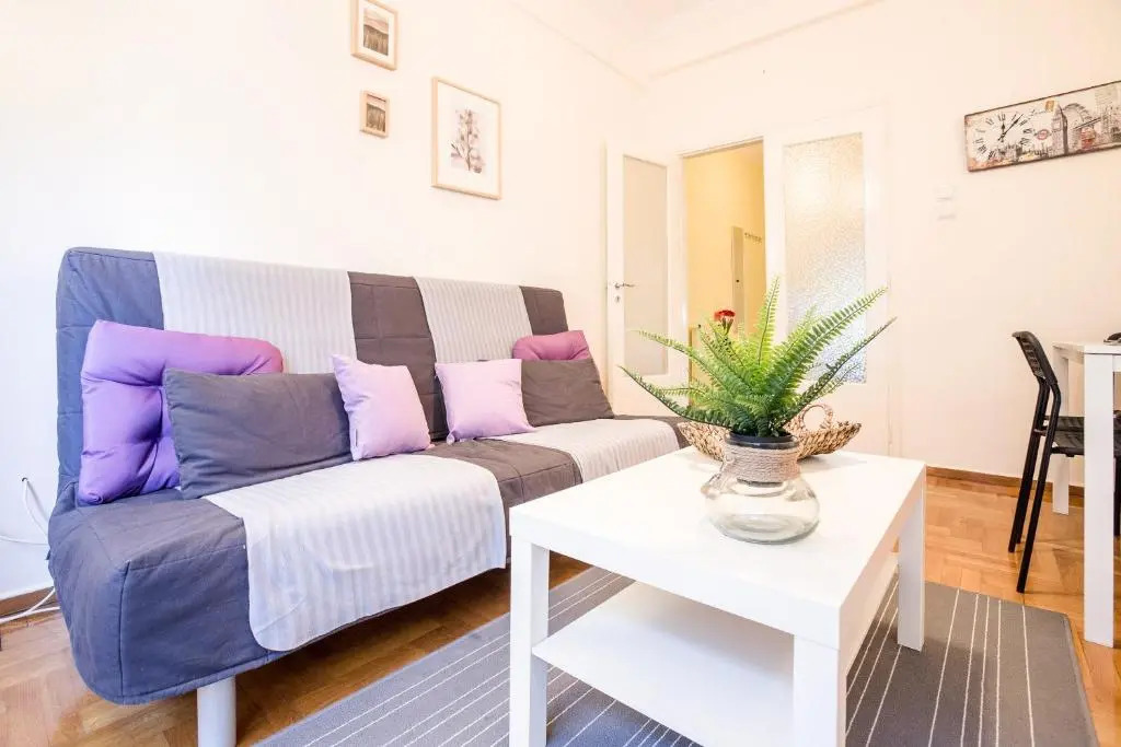 Cute flat in Central Athens