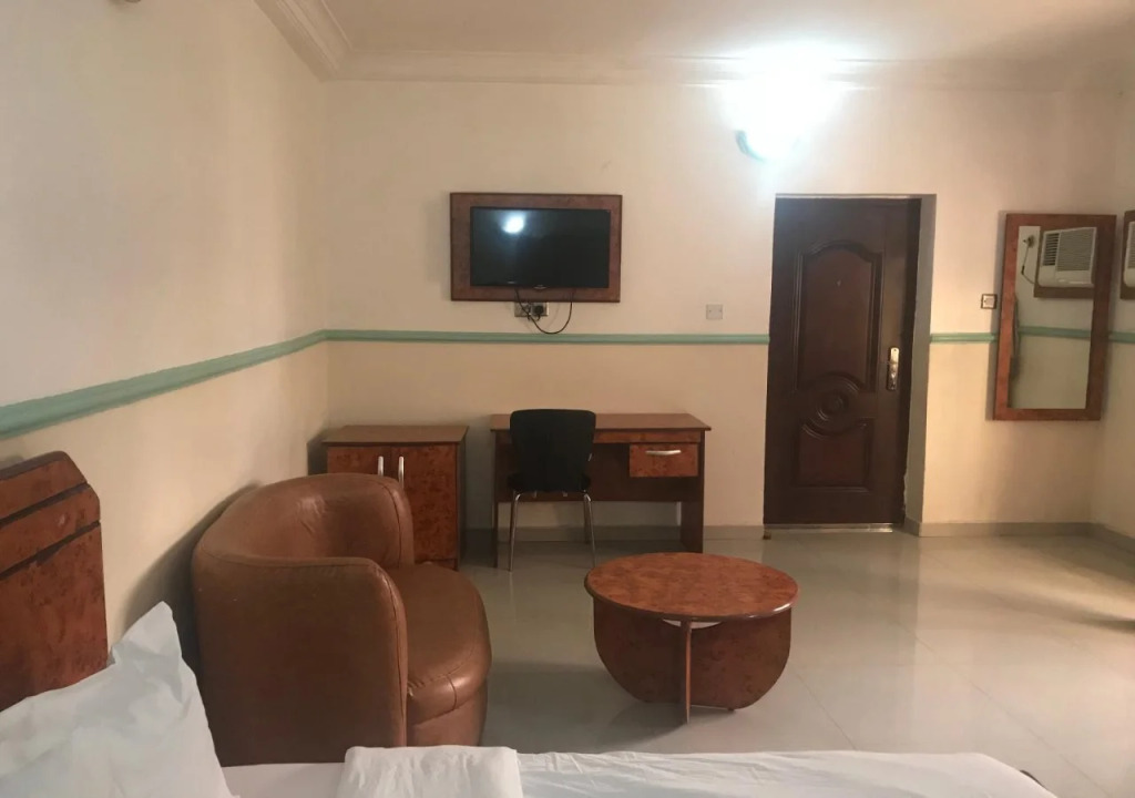 Agete Hotel