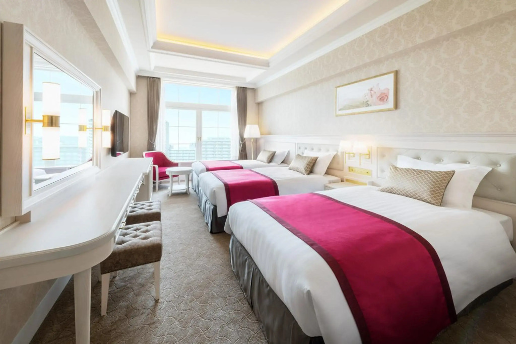 Takarazuka Hotel