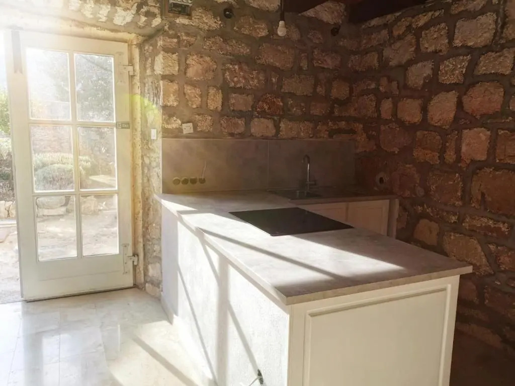 D HOUSE authentic Zlarin house, relaxing courtyard and terrace