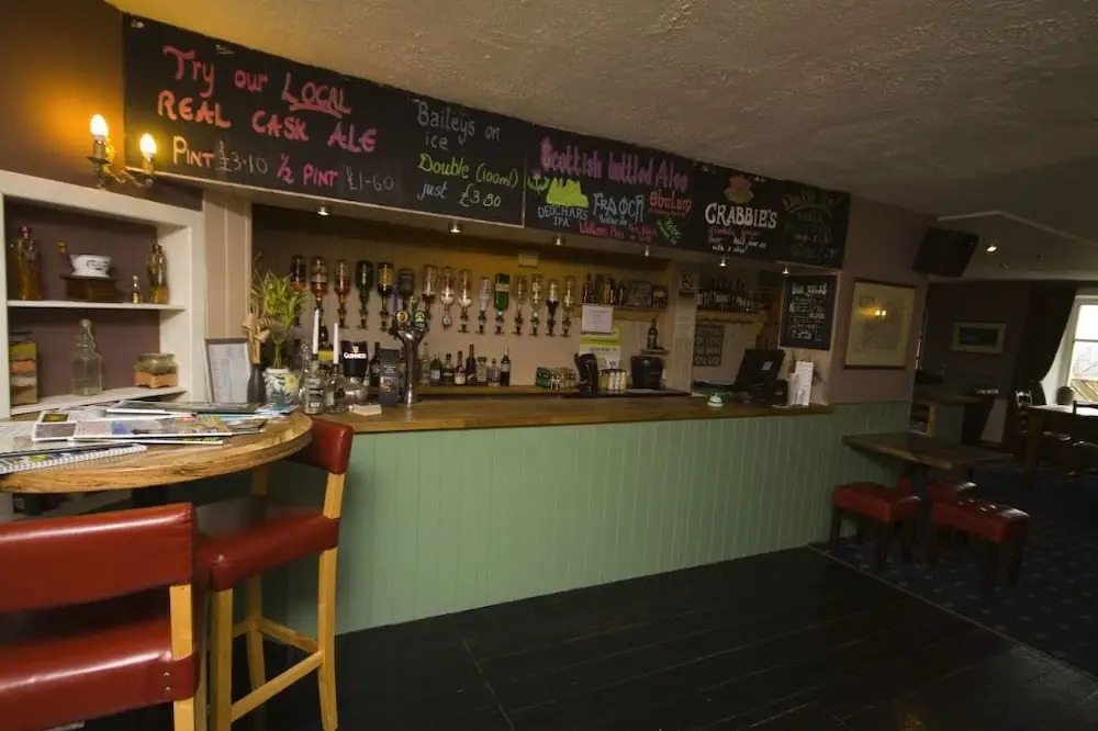 Ben Lawers Hotel