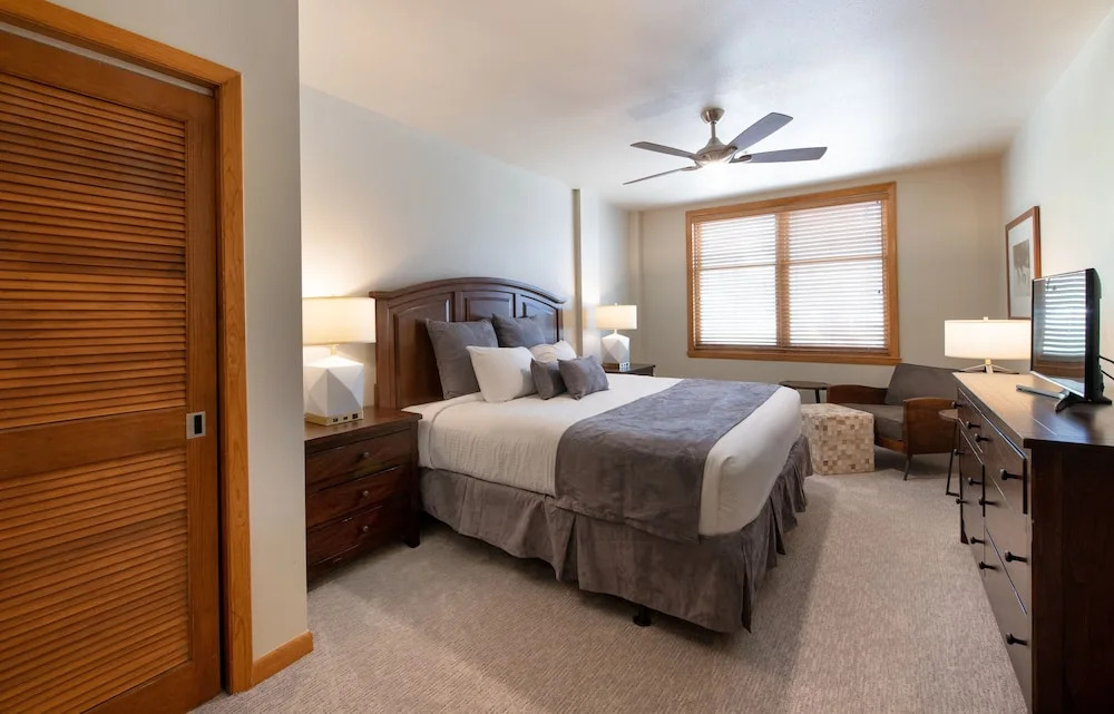 Zephyr Mountain Lodge, Condo , 3 Bedroom (Premium-Rated Condo 2505)