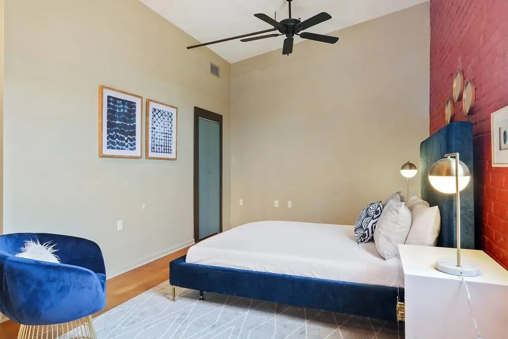 Stylish 3br/3ba Industrial Apt in Nola by Domio