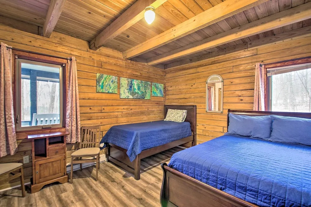Wintergreen Home w/ Deck - Near Skiing & Hiking!