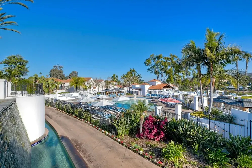 Serenity in La Costa Paradise