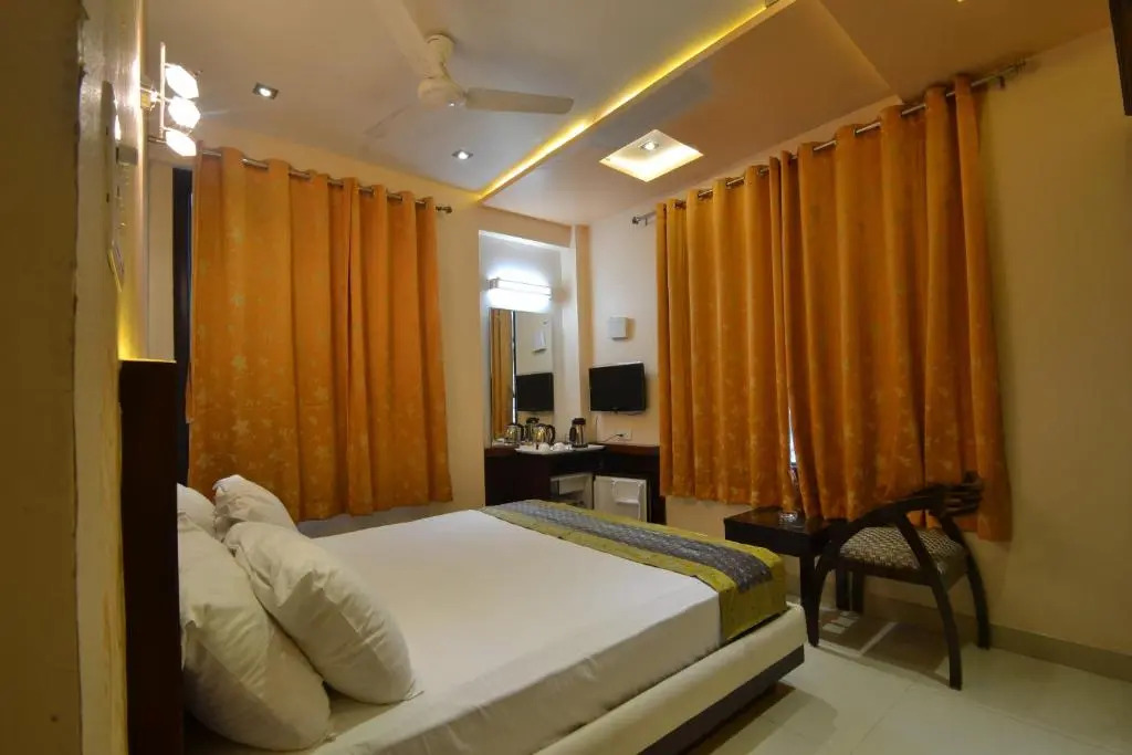 Hotel Central Residency
