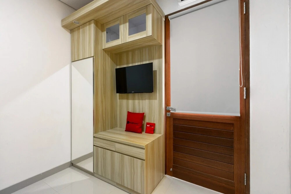 Indraprastha Residence by RedDoorz