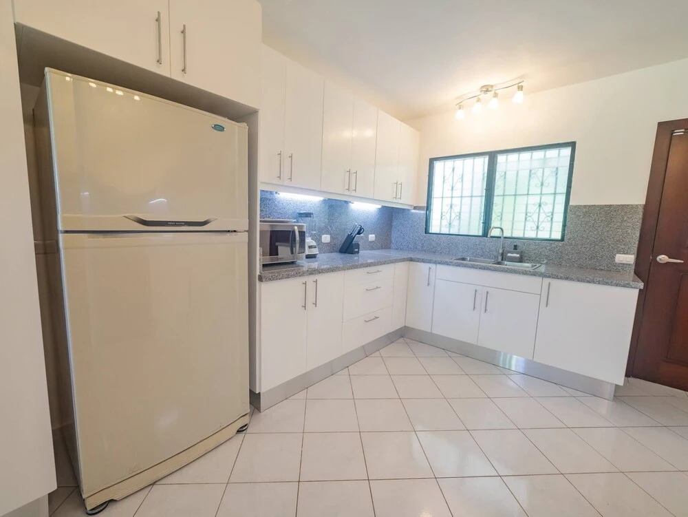 7br Massive Villa In Sosa - 2mins From Nightlife