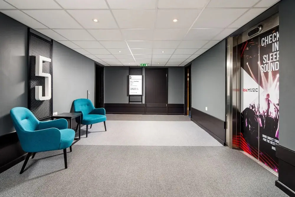 Ibis London Heathrow T5
