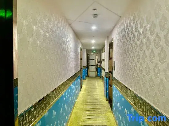 Hongdu Business Hotel