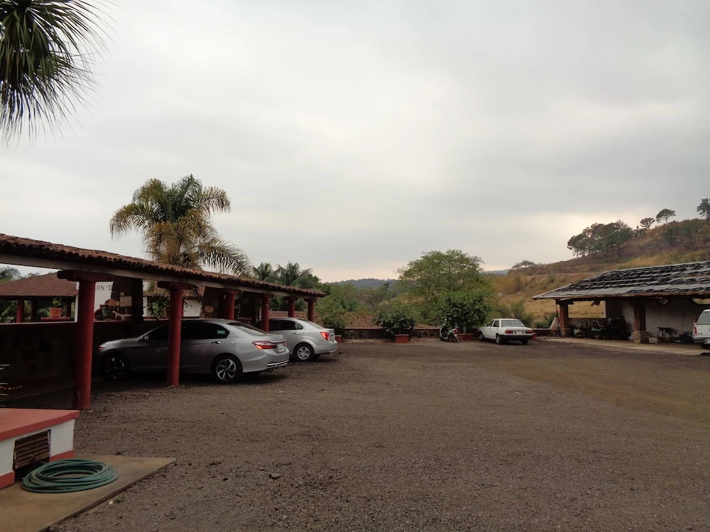 Hotel Campestre Hacienda Caracha